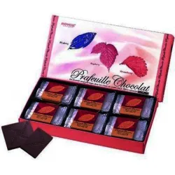 Berry Cube by Royce Chocolate  Delivery to Philippines